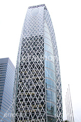 新宿コクーンタワー,コクーン,タワー,新宿,新宿西口,西口,駅前,tower,cocoon,building,office,feature,オフィス,ビル,高層ビル,オフィスビル,近未来,編目,編み目,西新宿