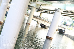 日本橋川,日本橋,川,かわ,河川,橋,高架,高架下,中央区,首都高速道路,首都高,首都高速,一級河川,橋脚,river,水面