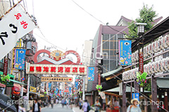 巣鴨地蔵通商店街,巣鴨,すがも,地蔵,とげぬき地蔵,商店街,巣鴨地蔵通り商店街,豊島区,高岩寺,おばあちゃんの原宿,お年寄り,高齢者,シニア,高齢者,真性寺,シルバー,ティルトシフト,撮影,のような,模型風,ミニチュア風,ジオラマ風,チルトシフト,shopping,ショッピング,買い物,敬老,老人