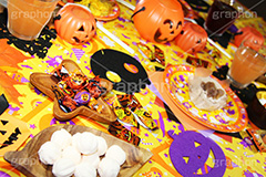 ハロウィンパーティー,ハロウィン,ハロウィーン,はろうぃん,パーティー,Halloween,party,お菓子,菓子,こども,子供,キッズ,ジャックオーランタン,ランタン,かぼちゃ,カボチャ,南瓜,ランタン,オーナメント,飾り,イベント,どくろ,ドクロ,おばけ,オバケ,あめ,飴,キャンディー,candy,マシュマロ,モンブラン,スイーツ,秋,ornament,kids,パンプキン,pumpkin,行事