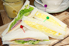 ミックスサンド,サンドイッチ,サンドウィッチ,モーニング,朝食,ハム,レタス,チーズ,玉子,たまご,卵,玉子サンド,串,くし,ミックスジュース,ジュース,ブレックファースト,パン,食パン,コーヒー,珈琲,シャキシャキ,mix,sandwich,set,morning,cheese,breakfast,juice,coffee