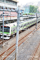 巣鴨山手線,山手線,山手,電車,でんしゃ,鉄道,乗り物,交通,路線,線路,通勤,通学,撮り鉄,とり鉄,車両,電車/鉄道,巣鴨駅,駅,黄緑,線路,巣鴨,ホーム,JR,train
