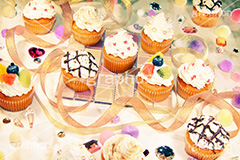 カップケーキ,ケーキ,かわいい,可愛い,カワイイ,トイカメラ撮影,トイカメラ,ヴィンテージ,ビンテージ,レトロ,お洒落,おしゃれ,オシャレ,味わい,トンネル効果,イベント,おもちゃ,cake,sweet,茶会,プリ画