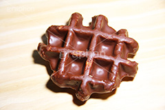 チョコレートワッフル,チョコレート,チョコ,コーティング,ワッフル,焼き,甘い,デザート,スイーツ,おやつ,カフェ,バター,chocolate,waffle,cake,dessert,sweet,cafe,butter