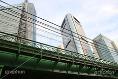 新橋駅の高架下,電車,高架下,ガード下,新橋駅,新橋駅前,新橋,港区,駅前,駅