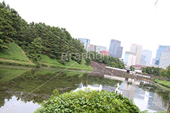桜田門,門,入口,入り口,橋,皇居,天皇,宮殿,東京,千代田区,大手町,お堀,溜池,江戸城,内堀,堀,重要文化財,japan,tokyo,城外,守備,守る,木戸,高麗門
