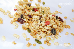 グラノーラ,シリアル,玄米,小麦,フルール,種,たね,スイーツ,sweet,おやつ,デザート,朝,朝食,モーニング,morning,diet,ダイエット,健康,食物繊維