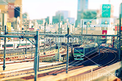 日暮里駅線路(ヴィンテージ),荒川区,トイカメラ撮影,トイカメラ,ヴィンテージ,ビンテージ,レトロ,お洒落,おしゃれ,オシャレ,味わい,トンネル効果