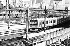 日暮里駅(モノクロ),モノクロ,白黒,しろくろ,モノクローム,単色画,単彩画,単色