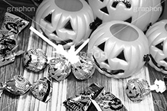 ハロウィンお菓子(モノクロ),モノクロ,白黒,しろくろ,モノクローム,単色画,単彩画,単色
