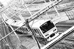 日暮里駅(モノクロ),モノクロ,白黒,しろくろ,モノクローム,単色画,単彩画,単色