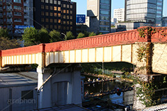市ヶ谷橋,市ヶ谷,市ヶ谷水管橋,駅前,市ヶ谷堀,神田川,橋,新宿区,千代田区,大学