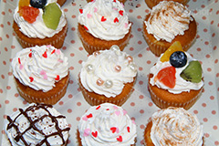 キュートなプチカップケーキ,プチ,カップケーキ,生クリーム,クリーム,カラフル,ケーキ,ミニ,sweet,スイート,食後,デザート,スイーツ,フルーツ,チョコレート,チョコ,菓子,甘い,焼き菓子,チョコ,お菓子,女子,女子力,ガーリー,カワイイ,かわいい,可愛い,ハート,cute,heart,dessert,cupcake,cup,cake,cream,fruit,chocolateプリ画