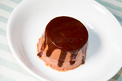 チョコレートプリン,プリン,ぷりん,チョコ,チョコレート,ソース,カラメル,スイーツ,菓子,甘,chocolate,sweet,pudding,spoon,焼き,カップ,デザート,おやつ,お菓子,スプーン,トロトロ,とろとろ