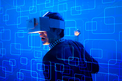 VR,自作,仮想現実,妄想,ダンボール,バカ,人工現実感,バーチャルリアリティー,バーチャル,デジタル,コンピューター,computer,IT,digital,game,cyber,SF,art,技術,体験,体感,ゲーム,サイバー,現実,未来,空間,コントローラ,controller,recycle,段ボール,リサイクル,手作り,工作,アート,おもしろ,面白い,男性,モデル,男,青年,イメージ,人物,model,image,craft,紙,クラフト,ペーパークラフト,謎