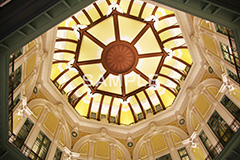 東京,東京駅,内駅舎,丸の内,重要文化財,豪壮華麗,洋式建築,中央駅,国指定重要文化財,Tokyo Station City,夜,ライトアップ,ドーム,レトロ,復元,tokyo,天井,屋根,旅行,旅,travel