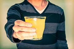 乾杯(ヴィンテージ),トイカメラ撮影,トイカメラ,ヴィンテージ,ビンテージ,レトロ,お洒落,おしゃれ,オシャレ,味わい,トンネル効果,人