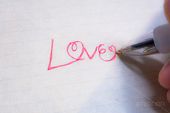 LOVE,らぶ,ラブ,ペン,ノート,ボールペン,ルーズリーフ,書く,write,note,pen,propose,loveletter,letter,valentine,バレンタイン,告白,プロポーズ,ラブレター,whiteday,ホワイトデー
