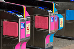 改札,改札機,電車/鉄道,電車,鉄道,駅,ホーム,IC,機械,代行機械,乗車券,乗車,train,PASMO,Suica,電子マネー,旅行,旅,travel