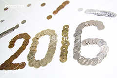 お金,かね,円,日本円,マネー,金銭,日本のお金,お金がない,財産,返済,貯金,借金,両替,キャッシュ,現金,計画的,2016,年号,小銭,銭,硬貨,年賀状,お正月,money,yen,coin,コイン,経理,事務,経済