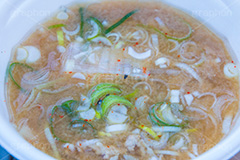 豚汁,ぶた汁,とんじる,豚,ネギ,ねぎ,味噌,みそ,スープ,汁,和食,日本料理,日本食,冬,湯気,お椀,ミソスープ,味噌スープ,温か,あったか,soup,miso,japan