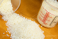 米の計量,米,コメ,こめ,ライス,rice,日本,日本食,和食,和,主食,炭水化物,計量,量,白米,cooking,kitchen,キッチン,クッキング,調理,料理,グルメ,白飯,ご飯,japan