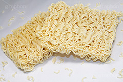 乾麺,麺,めん,麺類,ラーメン,らーめん,インスタント,中華,即席,非常食,乾燥,油,食品,調理,クッキング,instant,cooking