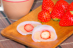 苺大福,イチゴ大福,いちご大福,大福,餅,もち,おもち,だいふく,あんこ,和菓子,日本料理,菓子,スイーツ,おやつ,スイート,甘い,デザート,お菓子,和,和風,甘味,いちご,苺,イチゴ,sweet,strawberry,japan