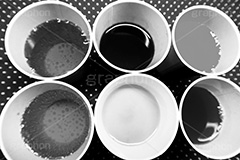 飲み放題(モノクロ),モノクロ,白黒,しろくろ,モノクローム,単色画,単彩画,単色
