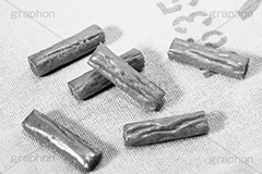 つまみ(モノクロ),モノクロ,白黒,しろくろ,モノクローム,単色画,単彩画,単色