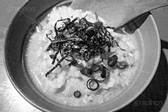 しめ(モノクロ),モノクロ,白黒,しろくろ,モノクローム,単色画,単彩画,単色