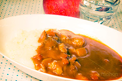 カレー(ビンテージ),トイカメラ撮影,トイカメラ,ヴィンテージ,ビンテージ,レトロ,お洒落,おしゃれ,オシャレ,味わい,トンネル効果