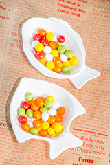 カラフルなラムネ,カラフル,ラムネ,玉,お菓子,菓子,colorful,sweet,cute,スイーツ,かわいい,カワイイ,可愛い,錠菓,駄菓子,駄菓子屋,糖,おやつ,こども,子供