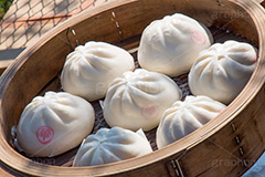 中華まん,中華,中国料理,中華料理,点心,肉まん,豚まん,あつあつ,熱々,食べ歩き,蒸す,蒸し器,冬,winter
