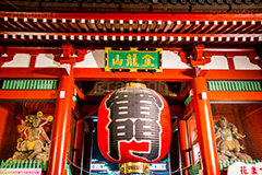 雷門のライトアップ,ライトアップ,夜,浅草,雷門,浅草寺,あさくさ,山門,風神雷神門,風雷神門,風神,雷神,提灯,大提灯,台東区,浅草雷門,浅草浅草寺,寺,お寺,東京都内最古,都内最古,浅草 名所,浅草 観光,asakusa,japan,スポット,寺院,和,night