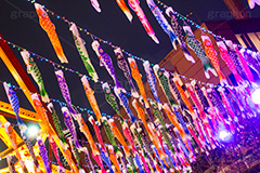 東京タワーの鯉のぼりライトアップ,こいのぼり,鯉のぼり,5月5日,端午,節句,供物,こどもの日,子供の日,こども,子供,男の子,東京タワー,とうきょうタワー,Tokyo Tower,event,kids,lightup,illumination,night,夜,夜景,ライトアップ,港区,イルミネーション,照明,色とりどり,和,文化,japan,風習,行事,なびく