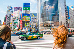 渋谷スクランブル交差点,渋谷,しぶや,ハチ公,観光,交差点,渋谷駅,駅前,スクランブル,外国人,海外,道玄坂,japan,shibuya,横断歩道,信号