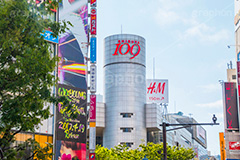 １０９,マルキュー,109,渋谷,しぶや,名所,ファッション,店舗,スクランブル交差点,道玄坂,japan,shibuya,横断歩道,信号