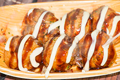 アツアツたこ焼き,たこ焼き,たこやき,タコヤキ,大阪名物,粉もん,小麦粉,ソウルフード,日本料理,日本食,和食,アツアツ,あつあつ,熱々,たこ,タコ,ソース,青のり,鰹節,かつお節,japan,湯気,つまようじ,爪楊枝,ファーストフード,ファストフード