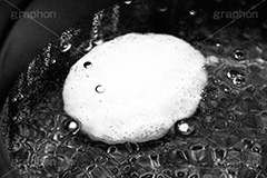 ゆでたまご,モノクロ,白黒,しろくろ,モノクローム,単色画,単彩画,単色