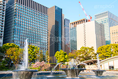 和田倉噴水公園,和田倉噴水公園,大手町,公園,噴水,天皇,ご成婚,記念,大噴水,monument,モニュメント,落水施設
