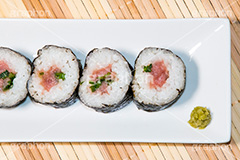 ネギトロ巻き,ねぎとろ,寿司,すし,寿し,スシ,鮨,鮓,早鮨,早ずし,米飯,酢飯,ネタ,しゃり,シャリ,生鮮,魚介,海鮮,日本食,日本料理,和食,江戸前,のり巻き,赤身,ネギトロ,惣菜,sushi,japanese,seafood,シーフード,お惣菜,japan,中落ち,ねぎ取る,わさび,ワサビ,山葵
