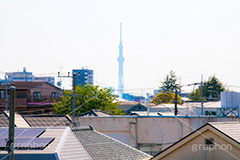 江戸川区の町並みとスカイツリー,江戸川,江戸川区,スカイツリー,skytree,民家,下町,tower,japan,タワー