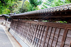 祐天寺の外壁,外壁,瓦,瓦屋根,木造,祐天寺,目黒,目黒区,中目黒,浄土宗,寺院,寺,参拝,お参り,temple,japan