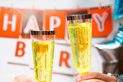 乾杯,バースデーパーティー,HAPPY BIRTHDAY,ハッピーバースデー,birthday,greeting,誕生日,祝い,お祝い,グリーティング,POP,ポップ,飾り,メッセージ,パーティー,文字,テキスト,message,party,text,event,イベント,行事,シャンパン,スパークリング