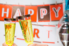乾杯,バースデーパーティー,HAPPY BIRTHDAY,ハッピーバースデー,birthday,greeting,誕生日,祝い,お祝い,グリーティング,POP,ポップ,飾り,メッセージ,パーティー,文字,テキスト,message,party,text,event,イベント,行事,シャンパン,スパークリング
