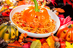 オバケ南瓜のパスタ,おばけ,オバケ,パンプキン,パプリカ,秋,ハロウィン,パスタ,スパゲッティ,トマトパスタ,ピリ辛,おもしろ,面白い,pumpkin,halloween,paprika,autumn,pasta