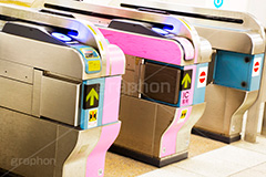 駅の改札機,改札機,改札,電車/鉄道,電車,鉄道,駅,ホーム,IC,機械,代行機械,乗車券,乗車,train,PASMO,Suica,電子マネー,旅行,旅,travel