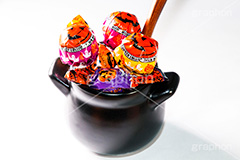 釜いっぱいのキャンディ,ハロウィンのお菓子,釜,かま,魔女,あめ,飴,キャンディー,ウィッチ,candy,ハロウィンパーティー,ハロウィン,ハロウィーン,はろうぃん,パーティー,Halloween,party,お菓子,菓子,こども,子供,キッズ,イベント,スイーツ,秋,kids,行事,トリート,Treat,トリックオアトリート