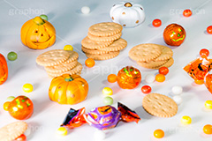 トリックオアトリート,ハロウィンお菓子,チョコレート,チョコ,キャンディ,飴,ビスケット,ハロウィンパーティー,ハロウィン,ハロウィーン,はろうぃん,パーティー,お菓子,菓子,こども,子供,キッズ,イベント,スイーツ,秋,行事,トリート,ジャックオランタン,ジャックオーランタン,パンプキン,Treat,chocolate,candy,biscuit,pumpkin,Halloween,party,kids